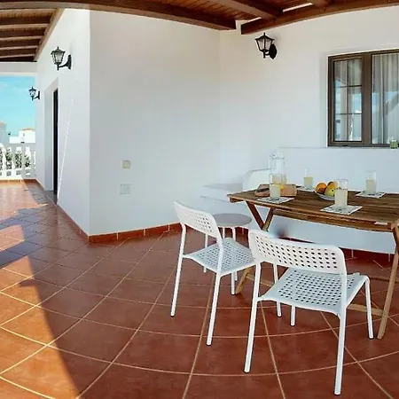 Casa Lela, Fantastico Alojamiento Con Jardines Y Zona De Barbacoa Сasa de vacaciones Teguise (Lanzarote)