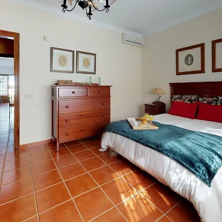 Casa Lela, Fantastico Alojamiento Con Jardines Y Zona De Barbacoa Сasa de vacaciones Teguise (Lanzarote)