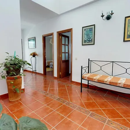 בית נופש Casa Lela, Fantastico Alojamiento Con Jardines Y Zona De Barbacoa טגיסי