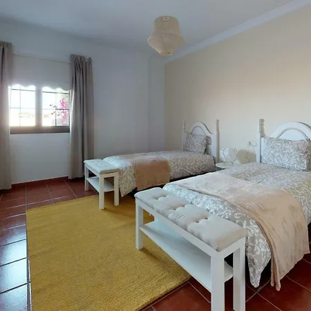 Casa Lela, Fantastico Alojamiento Con Jardines Y Zona De Barbacoa בית נופש טגיסי